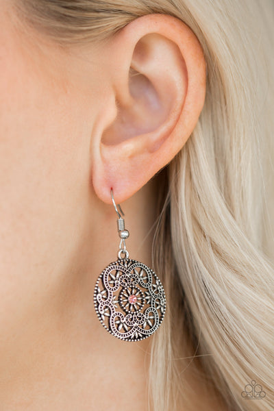 Paparazzi Rochester Royale - Pink earrings