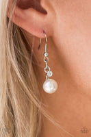 Paparazzi Love Story - Silver & Pearl necklace